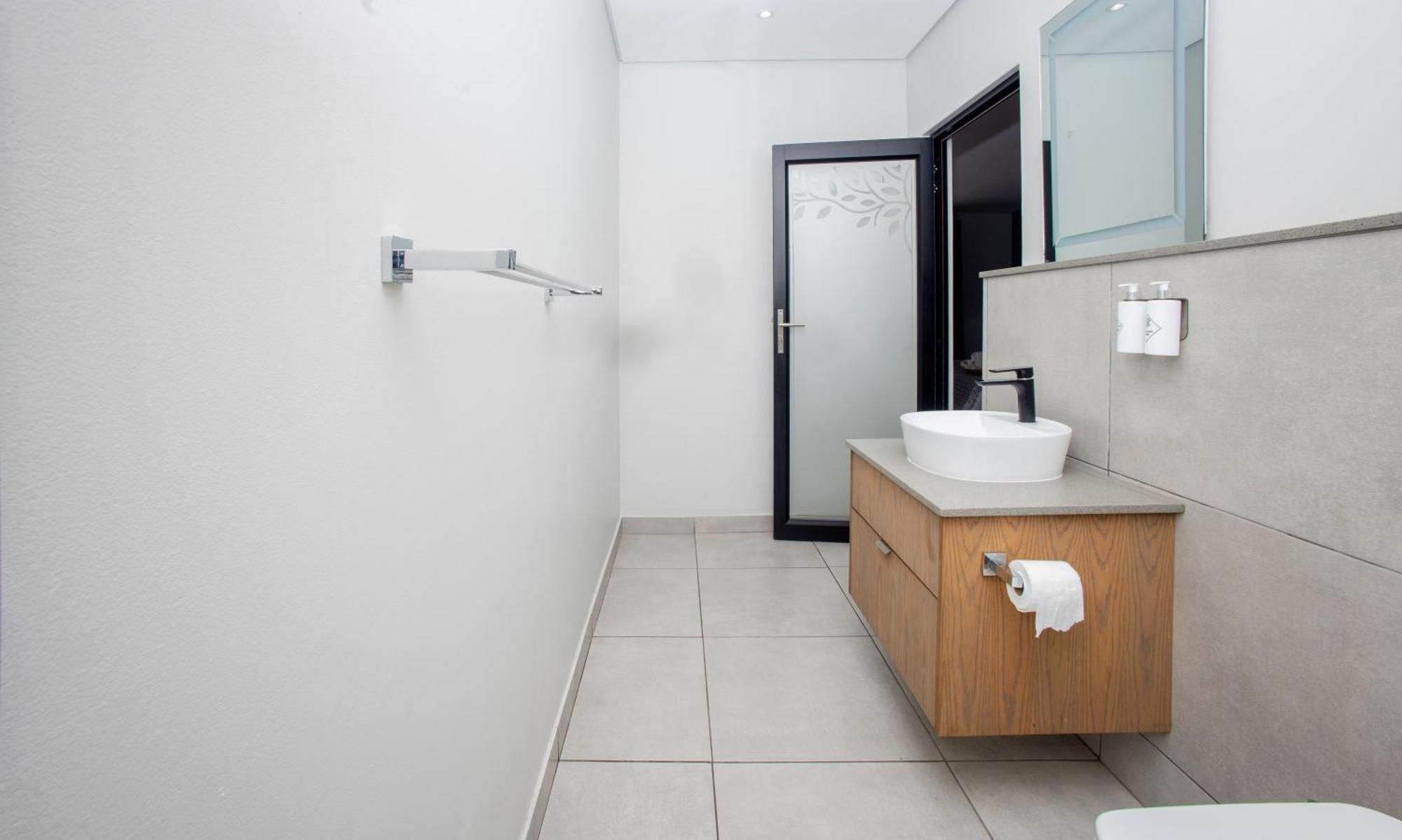 Coral Wood Self Catering Suites And B&B East London Εξωτερικό φωτογραφία
